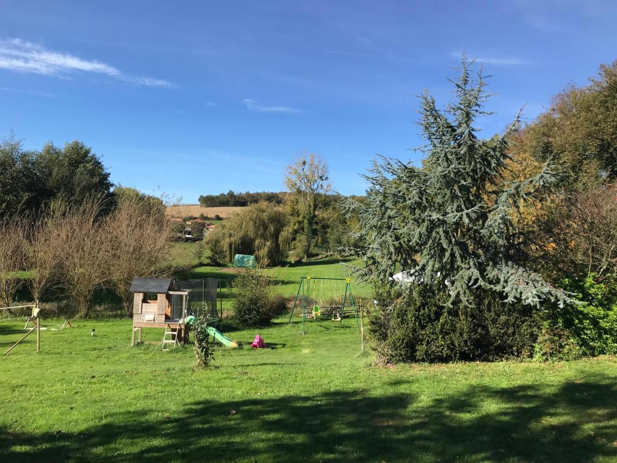 Le Petit Moulin Pouzauges Exterior foto