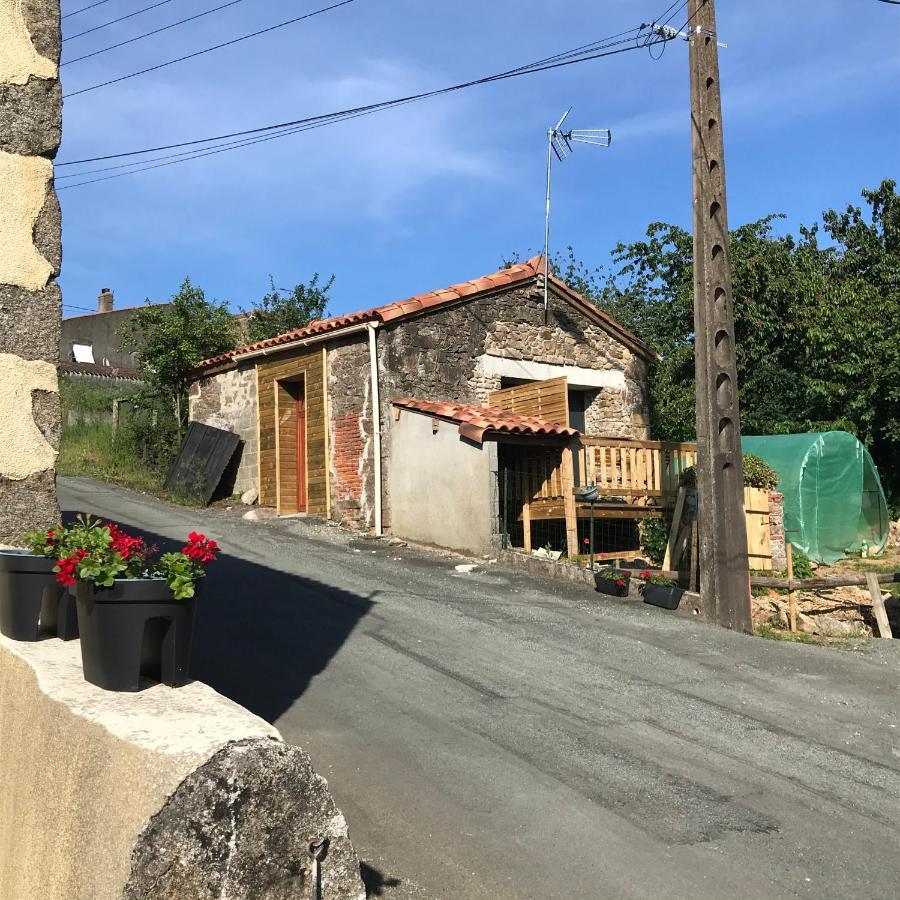 Le Petit Moulin Pouzauges Exterior foto