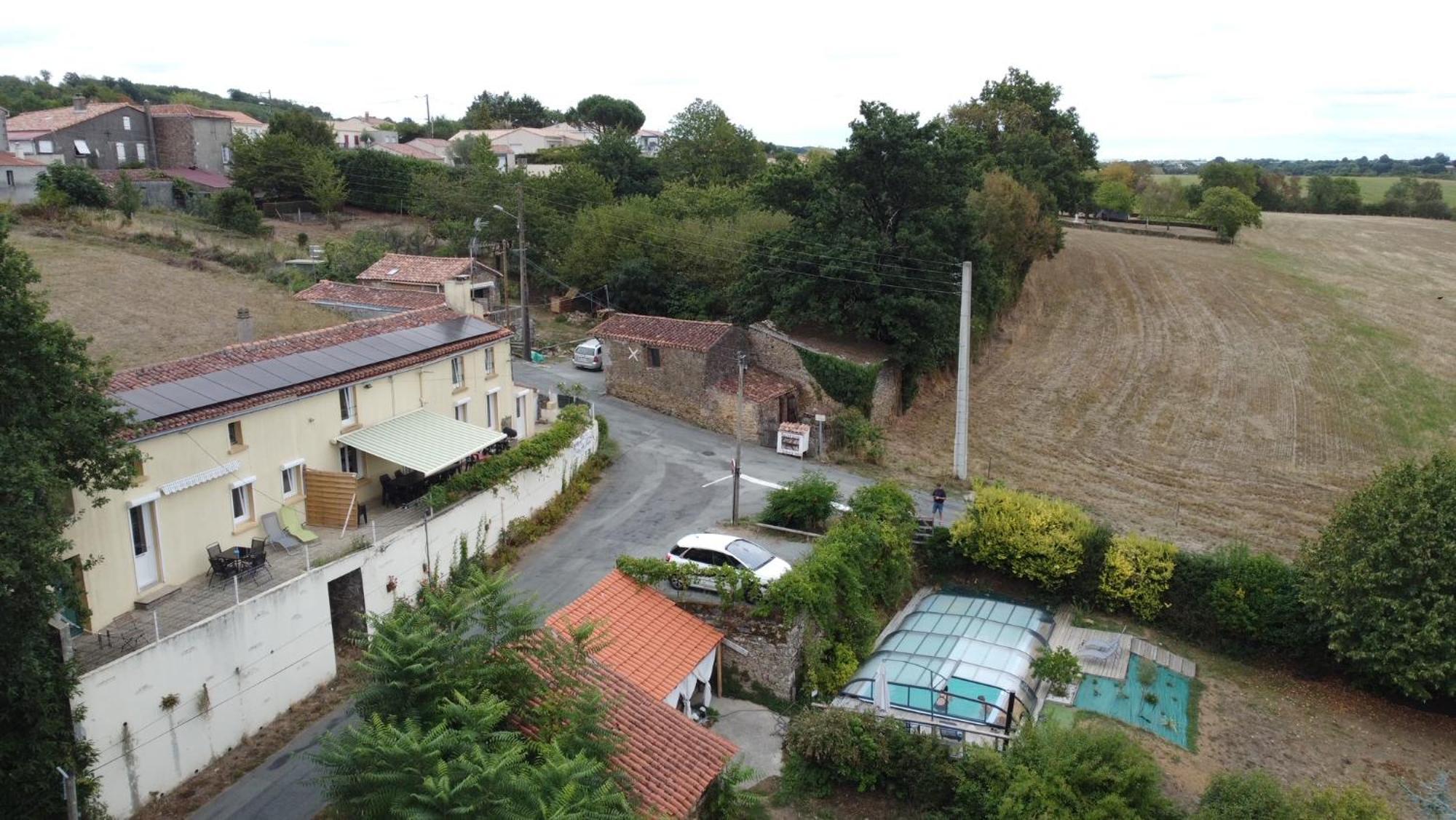 Le Petit Moulin Pouzauges Exterior foto